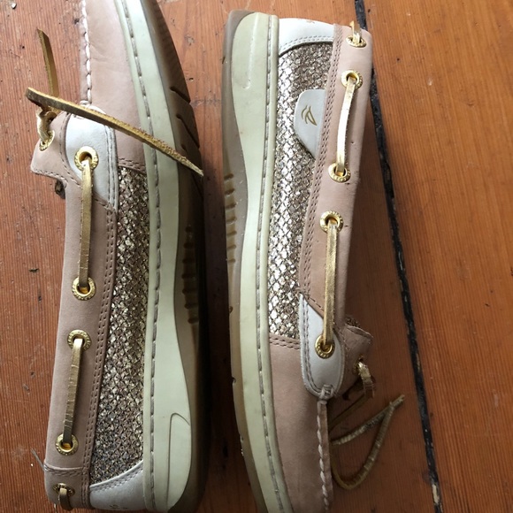Sperry - Picture 1 of 4